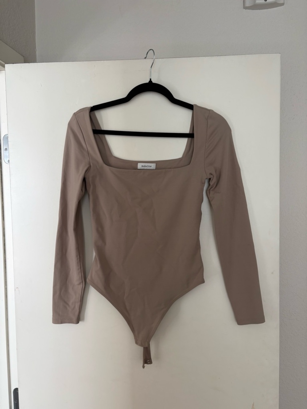 Babaton Square Neck Long Sleeve Bodysuit - Taupe Beige